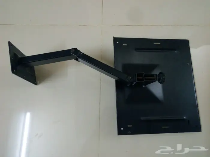 حامل جداري قوي 1