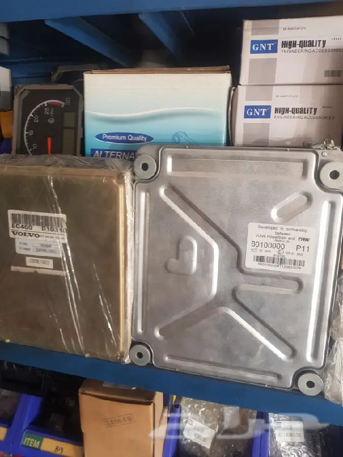 جميع كمبيوترات المعدات والشاشات والكهربائيات 12