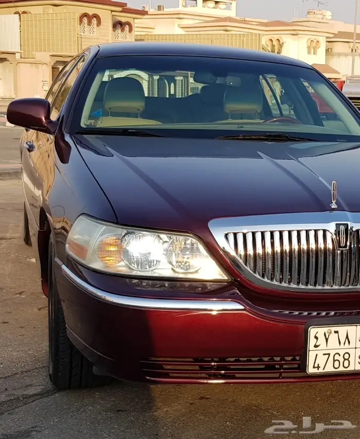 تاون كار 2009 سعودي لارج أفخم فئة .. نظيف جدا 1