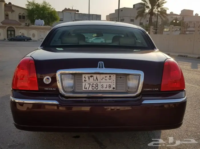 تاون كار 2009 سعودي لارج أفخم فئة .. نظيف جدا 6