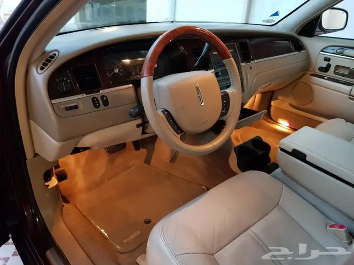 تاون كار 2009 سعودي لارج أفخم فئة .. نظيف جدا 14