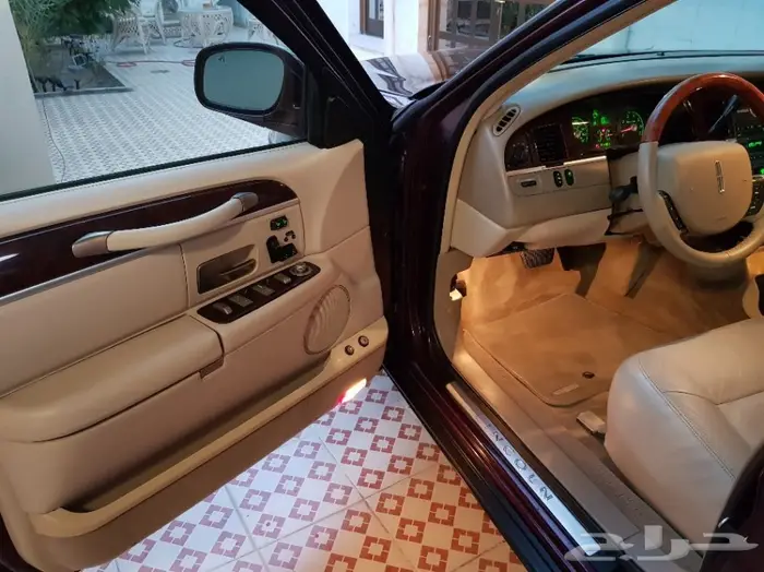 تاون كار 2009 سعودي لارج أفخم فئة .. نظيف جدا 17