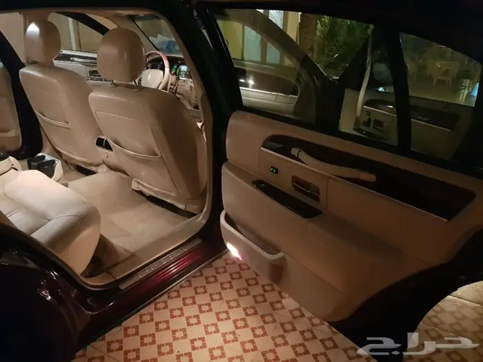 تاون كار 2009 سعودي لارج أفخم فئة .. نظيف جدا 22