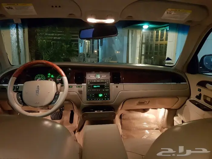 تاون كار 2009 سعودي لارج أفخم فئة .. نظيف جدا 27