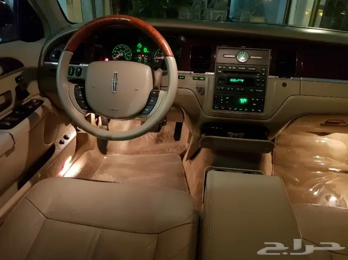 تاون كار 2009 سعودي لارج أفخم فئة .. نظيف جدا 28