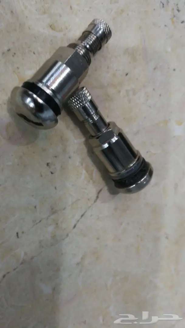 بلوف هواء لكفرات السيارات 2