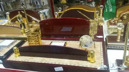 دروع مشالح وسيوف بيع وإيجار وهدايا تذكارية  18