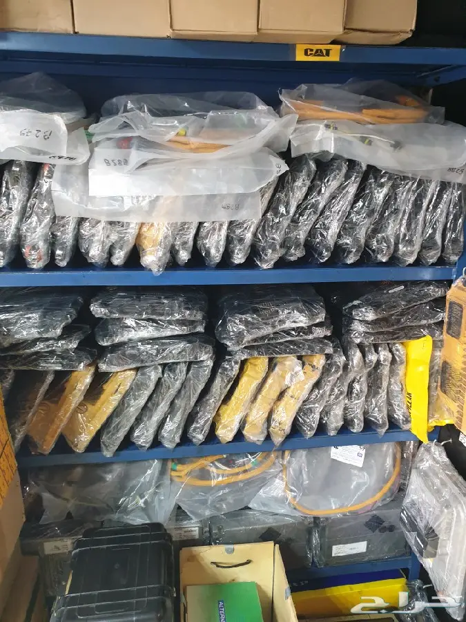 جميع كمبيوترات المعدات والشاشات والظفيره 8