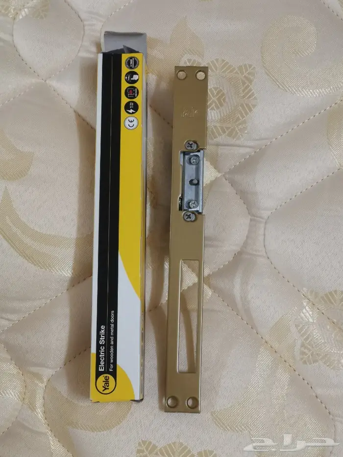 للبيع اكسسوارات أبواب (مقابض ادفع  اسحب) و فت 4