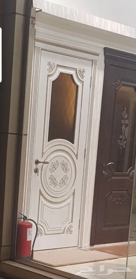 عرض الفياء على الشباك سرايا 330 و الابواب الخشب 280 3