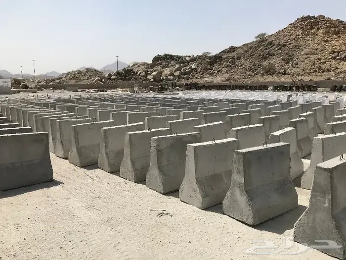 حواجز خرسانية-مصدات خرسانية-حواجز اسمنتية 14