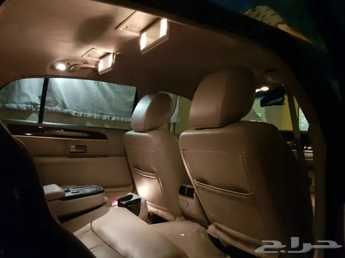 تاون كار 2011 سعودي لارج نظيف جدا . ممشى قليل 26