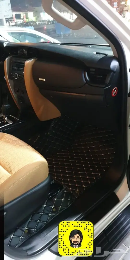 ارضيات جلد فاخر لاندكروزر 44