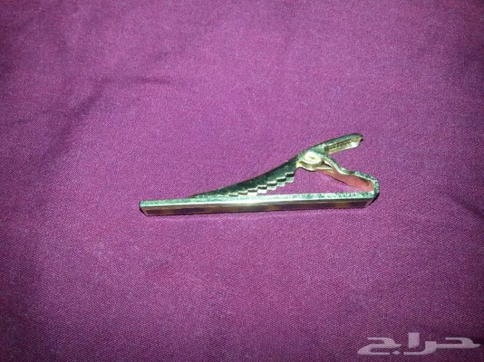 ولاعة و سلسلة مفاتيح ومشبك قديم 2