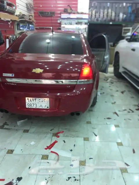 رش مطفي وتجليد سيارات ورش جنوط لمعه وكاله  1