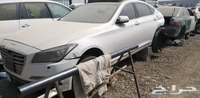 قطع غيار جنسس من 2009الا 2020 بيع قطع 3