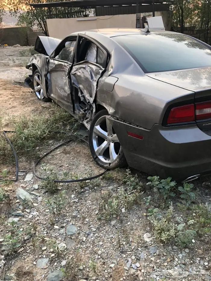 قطع تشارجر من 2011 الى 2014 تشليح 0