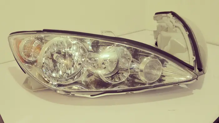 شمعات كامري امريكي 2005-2006 1