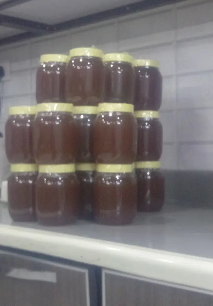 عسل طبيعي من جبال الباحه
وسمن بقر 5