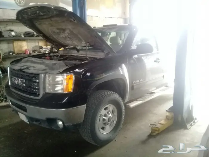 مختصصون في صيانة الجمس 0