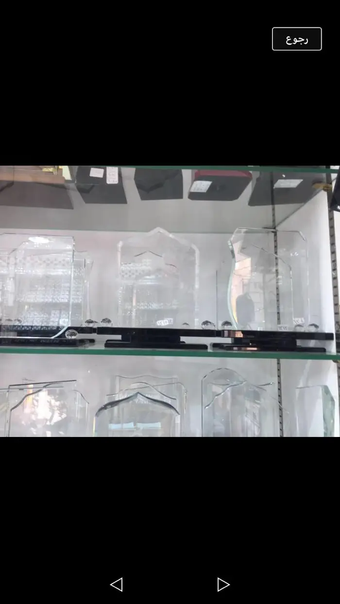 دروع وسيوف ومشالح وبشوت وهدايا تذكارية  12