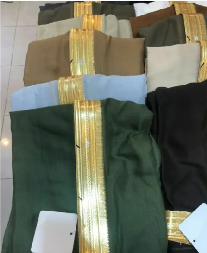 دروع وسيوف ومشالح وبشوت وهدايا تذكارية  1