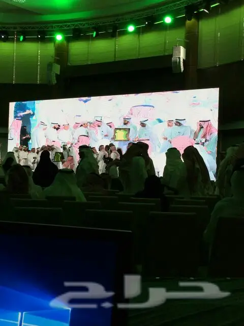 شاشات بي 3 للإيجار ومسارح وسماعات  11