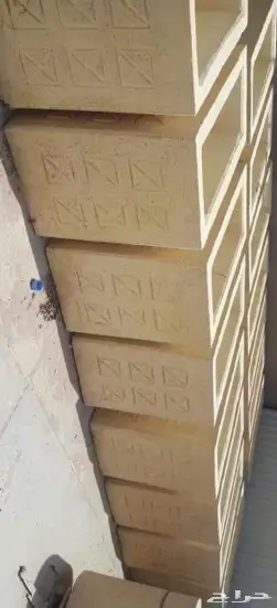 حواجز خرسانية ومصدات مواقف وقواعد أعمدة انارة 13