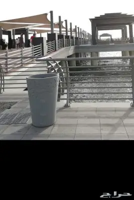 حواجز خرسانية ومصدات مواقف وقواعد أعمدة انارة 21