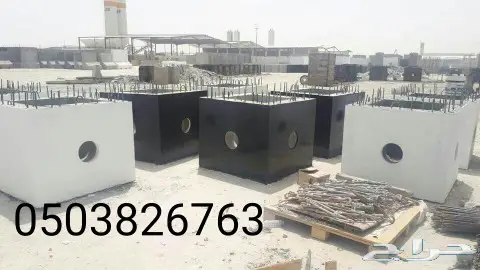 حواجز خرسانية ومصدات مواقف وقواعد أعمدة انارة 43