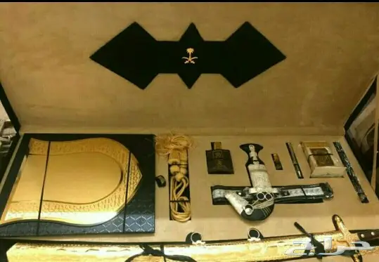 دروع مشالح وسيوف بيع وتأجير هدايا تذكارية  7