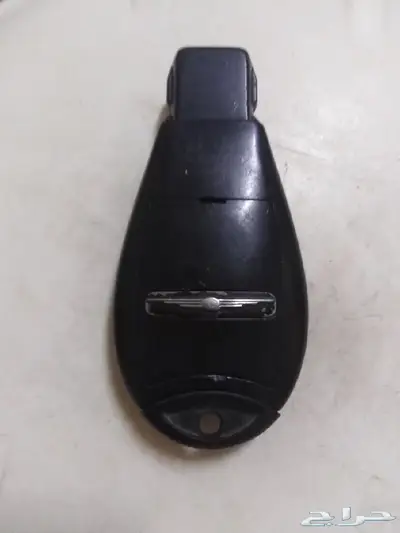 توجد دبه وسطيه كليزلر2008للبيع 14