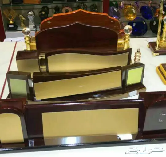 دروع   مشالح وسيوف بيع وإيجار أطقم هدايا  7