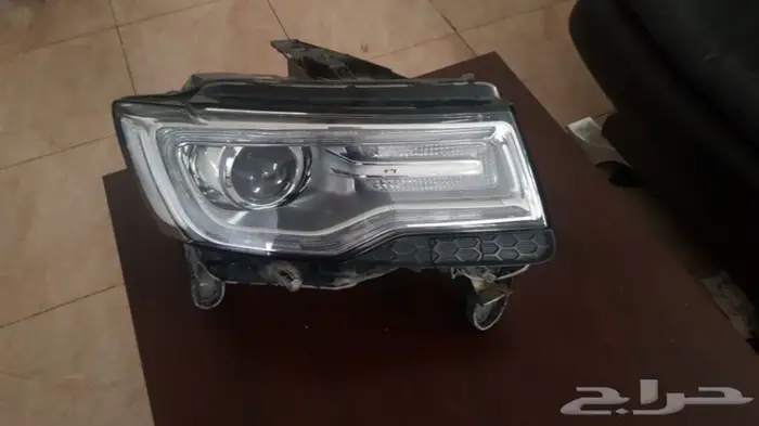 شمعات وشبك كرايزلر أمامي وخلفي همي .. SRT 4