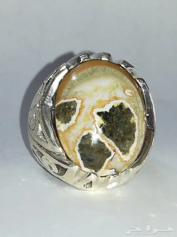 خاتم عقيق طبيعي جزع يماني جميل وملفت للانظار 0