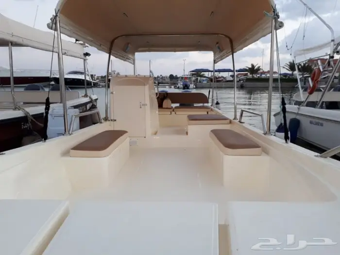 قارب لرحلات البحرية نزهه و صيد ...ثول...جده 2