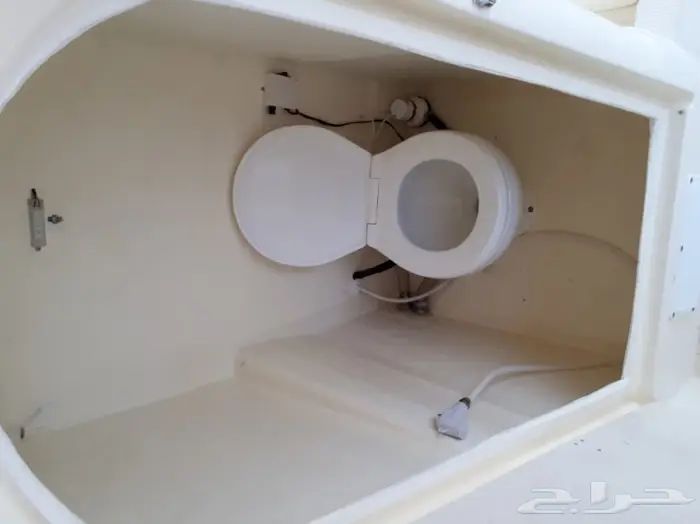 قارب لرحلات البحرية نزهه و صيد ...ثول...جده 5