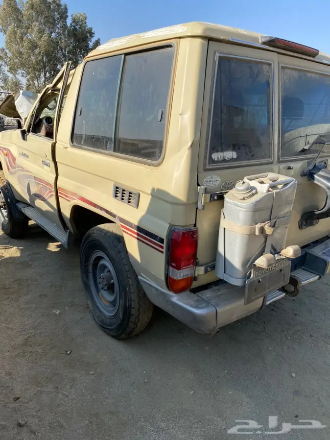 ربع 2013 لبيع قطع غياره 0