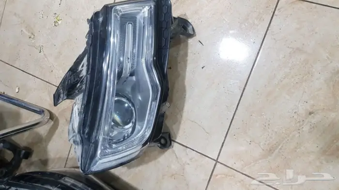 شمعات امامية جراند شروكي درانجو  تشارجر كرايز 9