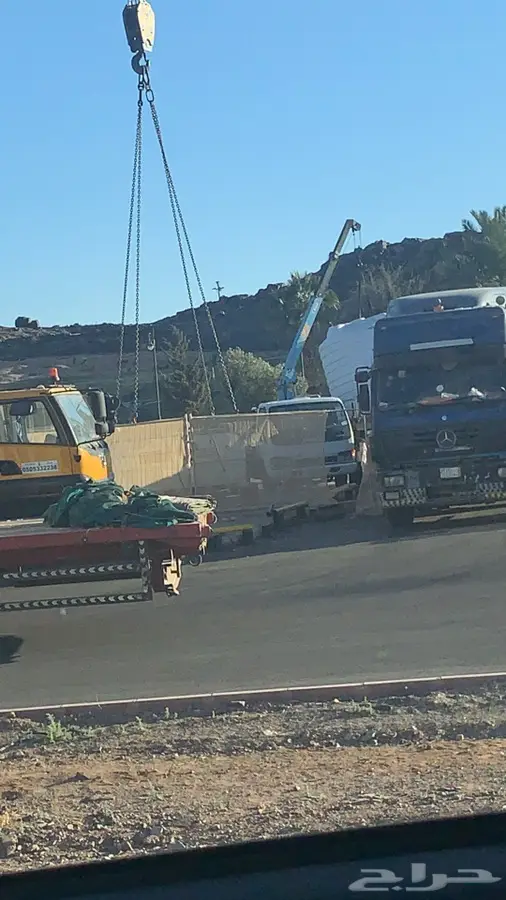 كرين للايجار اليومي والشهري رافعه فوركلفت سيزر لفت مان لفت 2