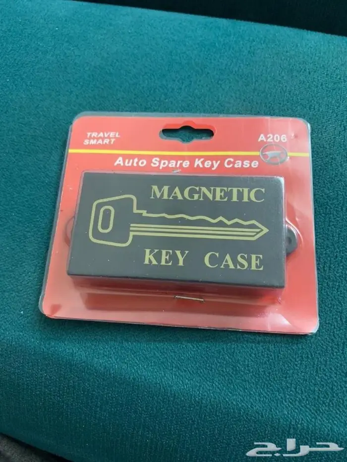 علبة بها مغناطيس لحفظ الاسبير في الشاصي 0