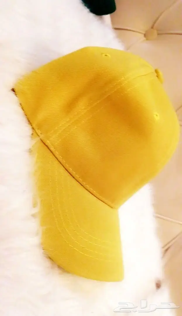 كابات رياضيه وتيشيرتات ساده وملون مع التطريز 3