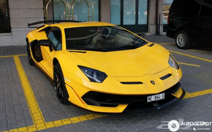 لمبرجيني افنتادور SVJ بودي كت فل كاربون فايبر 4