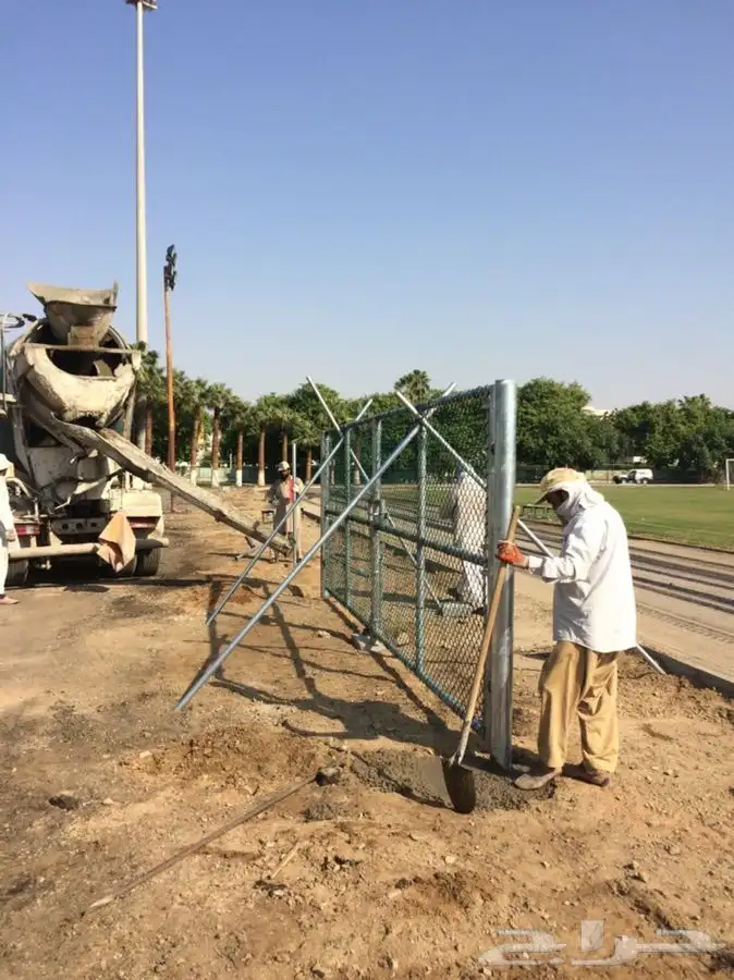 Metal mesh fencing and fencing contractor 3