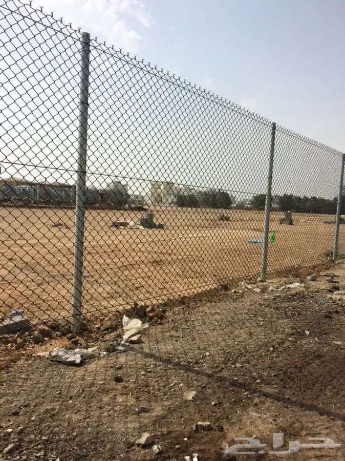 Metal mesh fencing and fencing contractor 13