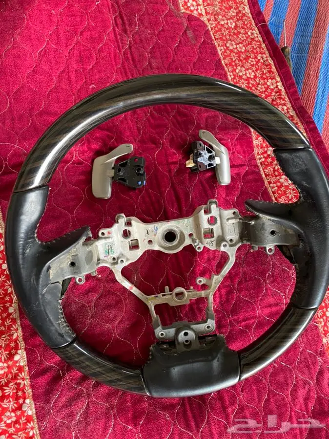 اكسسوارت لكزس 570 شبك وقطع اخرى تشليح  8