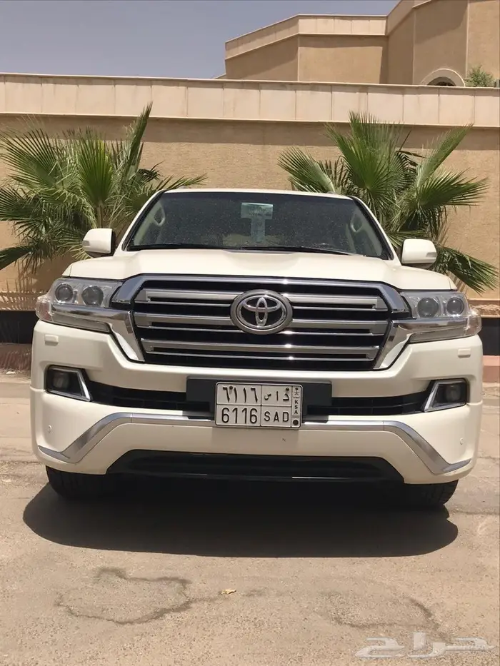 لاندكروزر 2017 سعودي ( تم البيع ) 0