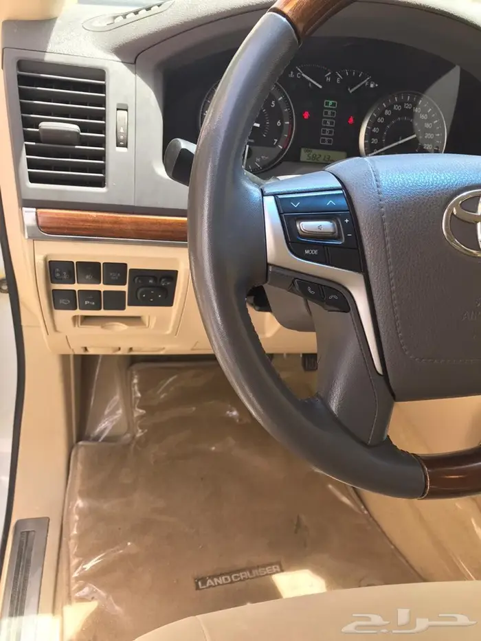لاندكروزر 2017 سعودي ( تم البيع ) 5
