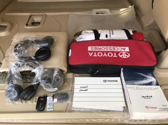 لاندكروزر 2017 سعودي ( تم البيع ) 12