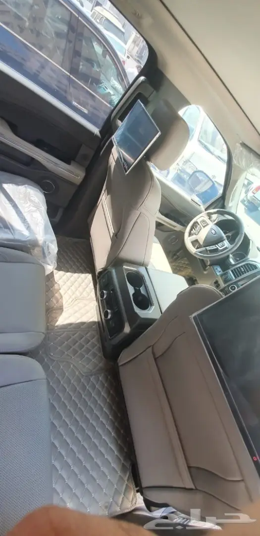 جلد ارضيات فخامة وجودة لجميع انواع السبارات 34